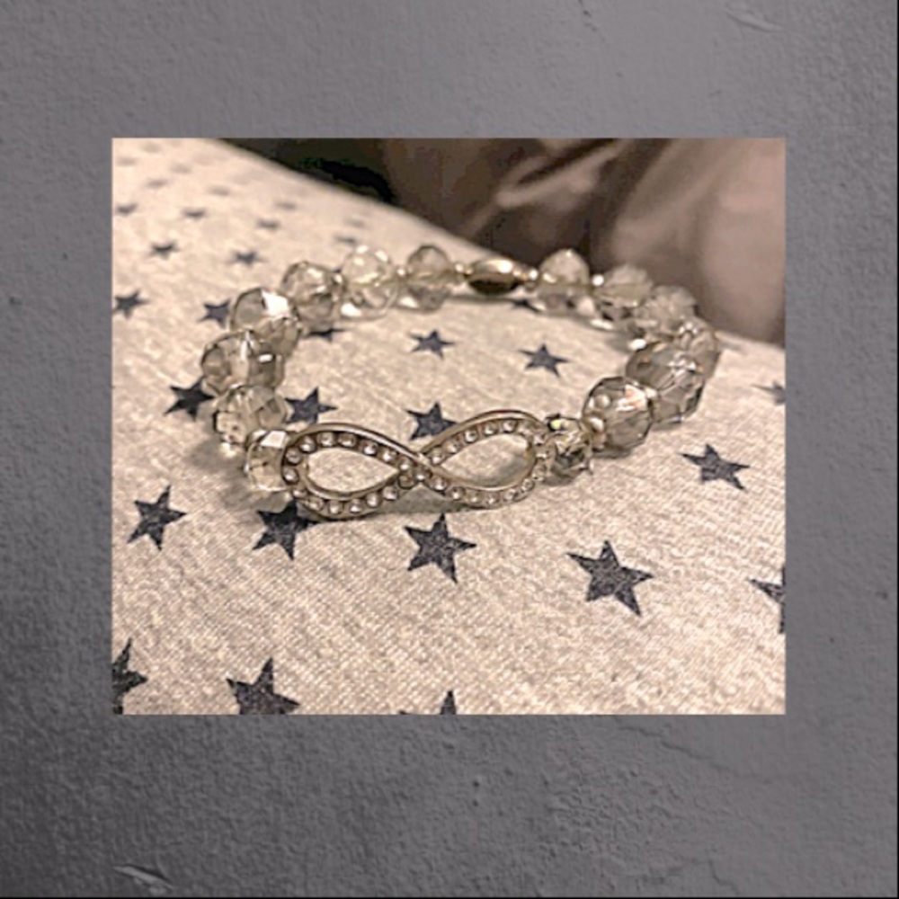 Infinity bracelet - Picture 3 of 3